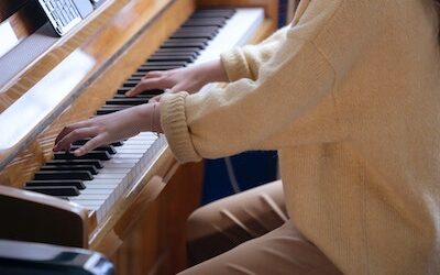 Do Digital Pianos Have Speakers? 